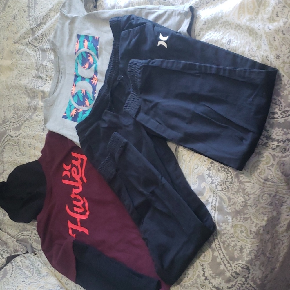 Hurley youth boys M lot of two shirts and pants